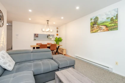 Breakfast Nook Photo of 303 16137 83 Avenue, Surrey, BC