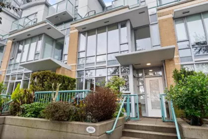 1053 Marinaside Crescent, Vancouver, BC, Vancouver — Townhouse for sale