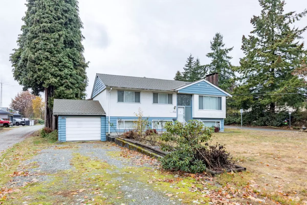 Living Room Photo of 3141 York Street, Port Coquitlam, BC