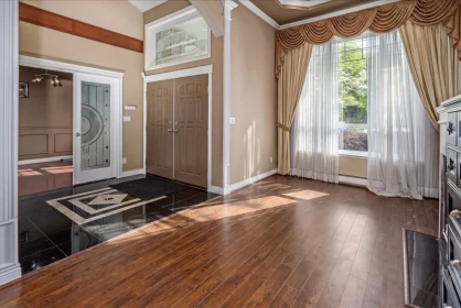 Walk-In Closet Photo of 11632 82 Avenue, Delta, BC