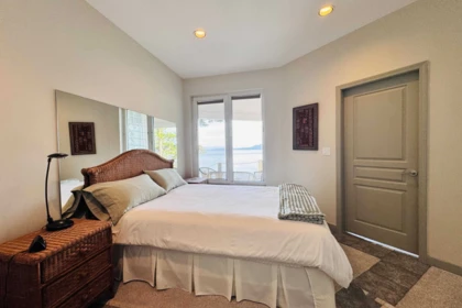 Hot Tub / Spa Photo of 11677 Sunshine Coast Highway, Madeira Park, BC