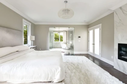 Hallway Photo of 18171 29a Avenue, Surrey, BC