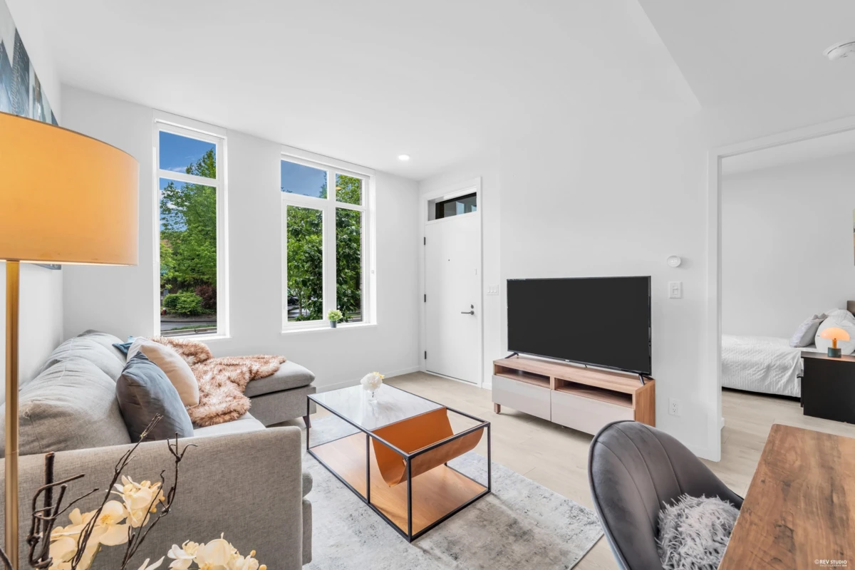 Living Room Photo of TH2 6788 Minoru Boulevard, Richmond, BC