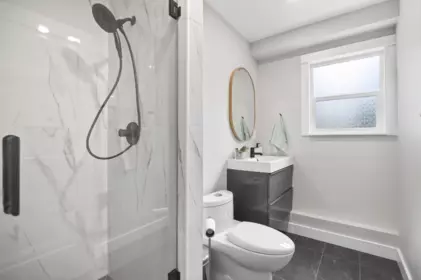Hot Tub / Spa Photo of 1925 154a Street, Surrey, BC