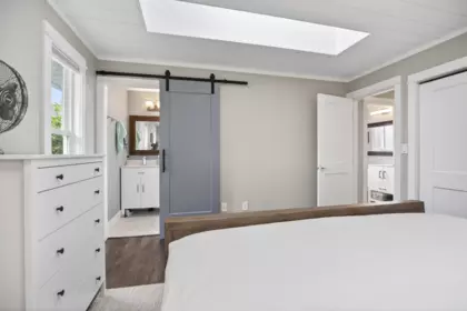 Mudroom Photo of 1925 154a Street, Surrey, BC