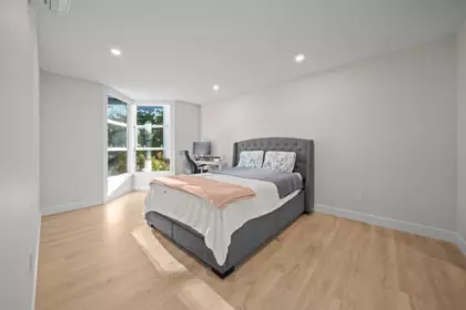 Swimming Pool Photo of 103 3399 Capilano Crescent, North Vancouver, BC