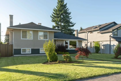 Front Yard Photo of 8649 11th Avenue, Burnaby, BC