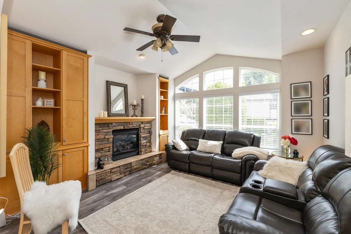 Living Room Photo of 68 32777 Chilcotin Drive, Abbotsford, BC