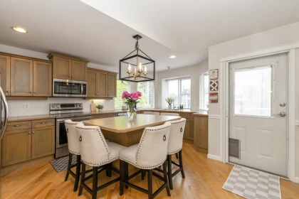 Breakfast Nook Photo of 68 32777 Chilcotin Drive, Abbotsford, BC