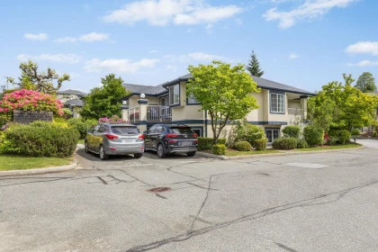 Front Yard Photo of 68 32777 Chilcotin Drive, Abbotsford, BC