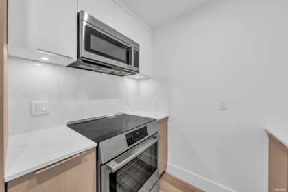 104 2250 E 1st Avenue, Vancouver, BC, Vancouver — Townhouse for sale