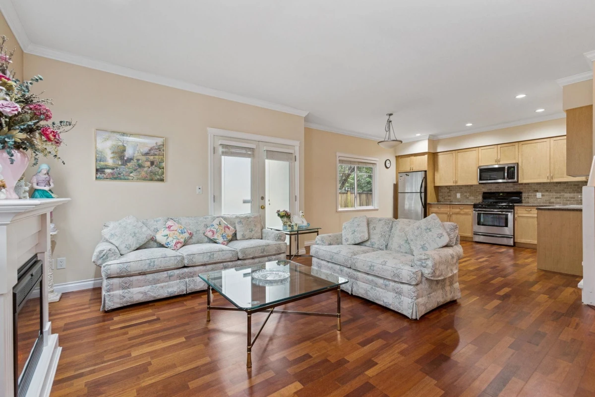 Living Room Photo of 19 7331 No. 4 Road, Richmond, BC
