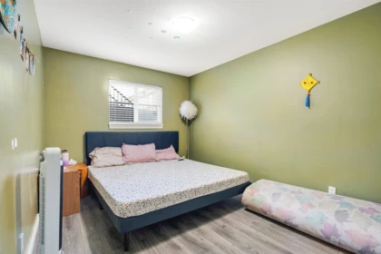 Hallway Photo of 27685 Fraser Highway, Abbotsford, BC