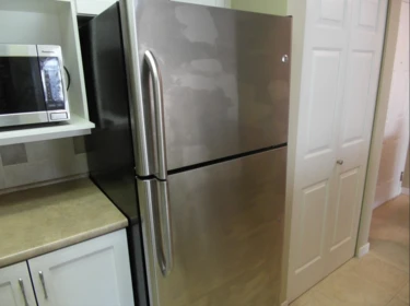 Kitchen Photo of 504 2700 Mccallum Road, Abbotsford, BC
