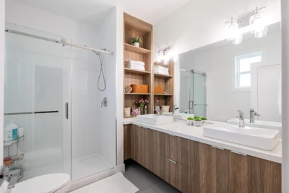 Powder Room Photo of 32 1670 160 Street, Surrey, BC