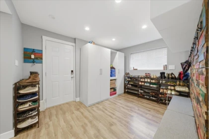 Hallway Photo of 20838 117 Avenue, Maple Ridge, BC
