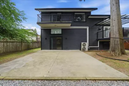 Hot Tub / Spa Photo of 20838 117 Avenue, Maple Ridge, BC