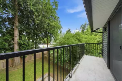 Mudroom Photo of 20838 117 Avenue, Maple Ridge, BC