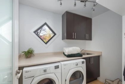 Garage Interior Photo of 112 Miner Street, New Westminster, BC