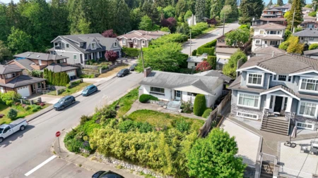 5105 Mckee Street, Burnaby, BC, Burnaby — Single Family Residence for sale