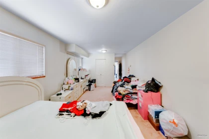 Basement Recreation Room Photo of 2945 E Graveley Street, Vancouver, BC