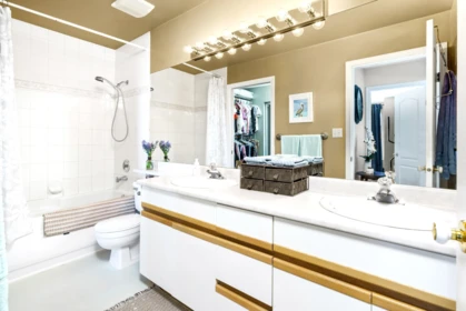 Powder Room Photo of 102 33344 2nd Avenue, Mission, BC