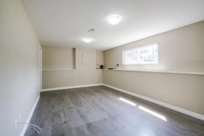 Mudroom Photo of 1461 Knappen Street, Port Coquitlam, BC