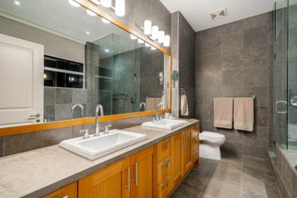 Guest Bathroom Photo of PH1 2210 Chippendale Road, West Vancouver, BC