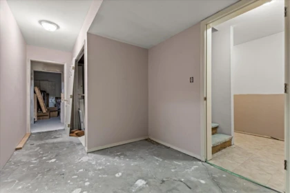 Garage Interior Photo of 34175 Old Yale Road, Abbotsford, BC