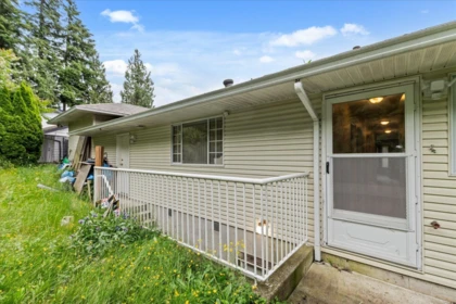 Hot Tub / Spa Photo of 34175 Old Yale Road, Abbotsford, BC