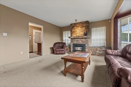 Kitchen Island Photo of 34175 Old Yale Road, Abbotsford, BC