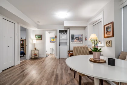 Hallway Photo of 1308 Forbes Avenue, North Vancouver, BC