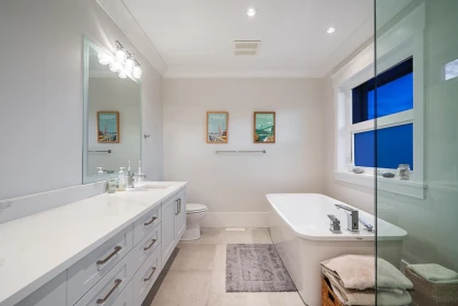 Powder Room Photo of 1308 Forbes Avenue, North Vancouver, BC