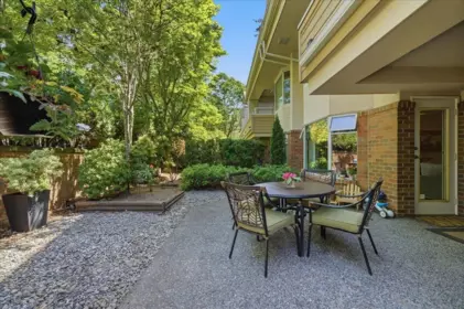 105 7231 Antrim Avenue, Burnaby, BC, Burnaby — Apartment/Condo for sale
