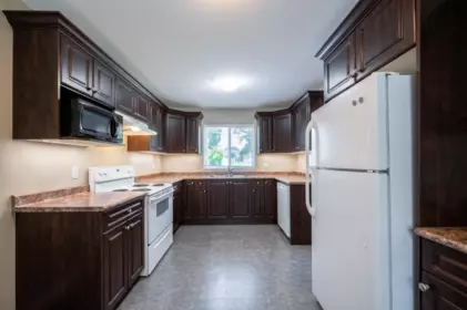 Kitchen Island Photo of 17260 River Road, Richmond, BC