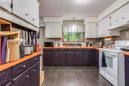 Primary Bathroom Photo of 32247 Granite Avenue, Abbotsford, BC