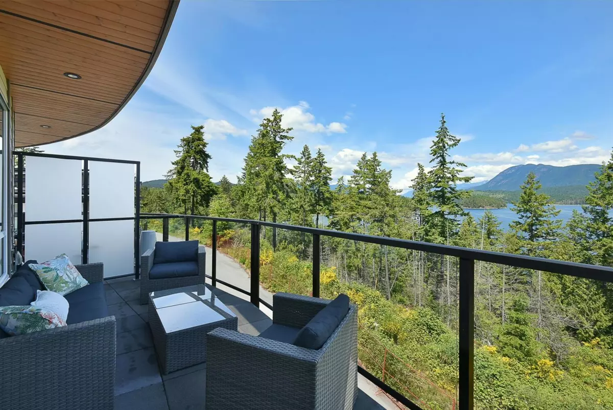 Living Room Photo of 302 5780 Marine Way, Sechelt, BC