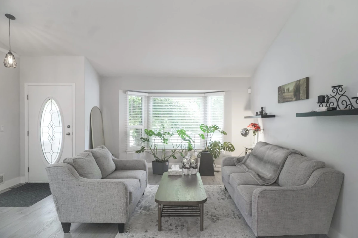 Living Room Photo of 18875 63 Avenue, Surrey, BC