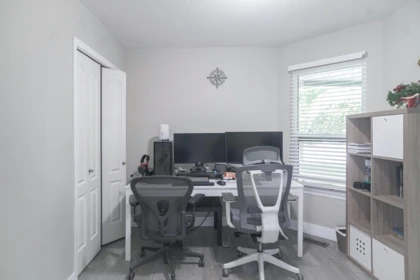 Breakfast Nook Photo of 18875 63 Avenue, Surrey, BC