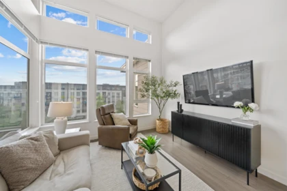 502 3263 Pierview Crescent, Vancouver, BC, Vancouver — Apartment/Condo for sale