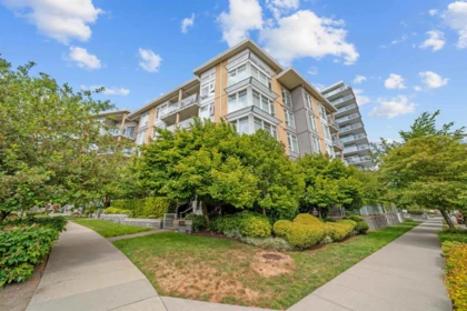 Neighborhood Park Photo Near 502 3263 Pierview Crescent, Vancouver, BC