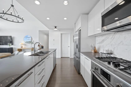 Primary Bathroom Photo of 502 3263 Pierview Crescent, Vancouver, BC