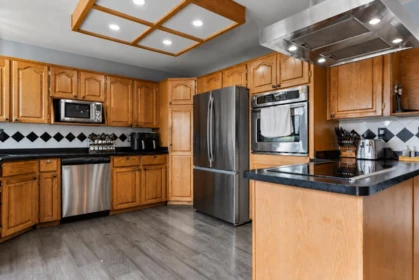 Breakfast Nook Photo of 34762 2nd Avenue, Abbotsford, BC
