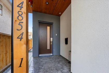 4854 Slocan Street, Vancouver, BC, Vancouver — Half Duplex for sale