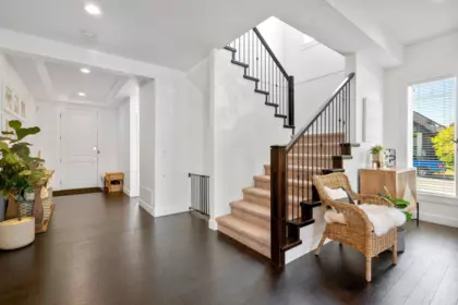 Hallway Photo of 16411 26b Avenue, Surrey, BC