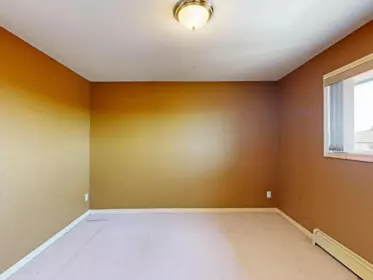 Laundry Room Photo of 15132 84 Avenue, Surrey, BC