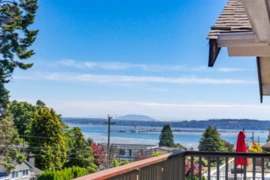 1243 Parker Street, White Rock, BC