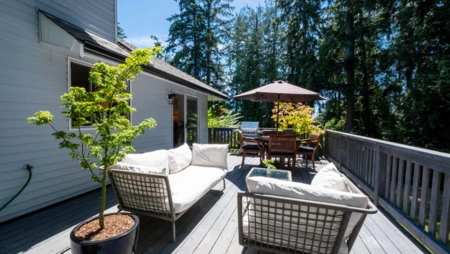 5555 Winter Road, Sechelt, BC, Sechelt — Single Family Residence for sale