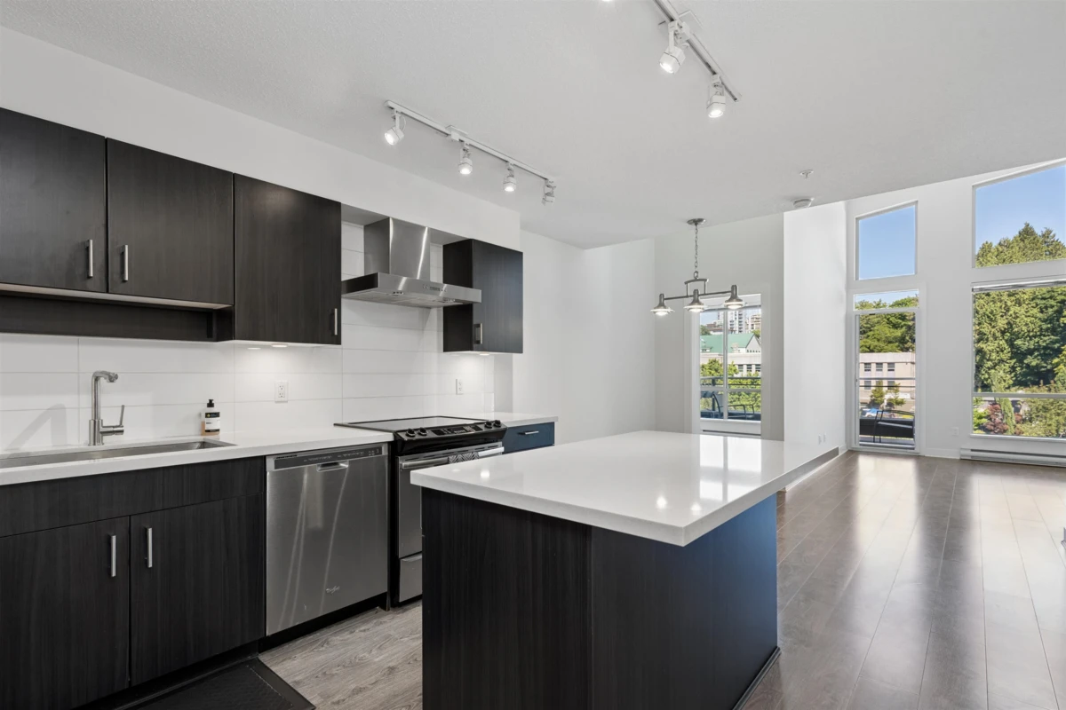 Exterior Rear Photo of 605 500 Royal Avenue, New Westminster, BC
