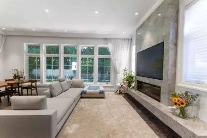 Breakfast Nook Photo of 1341 Matthews Avenue, Vancouver, BC